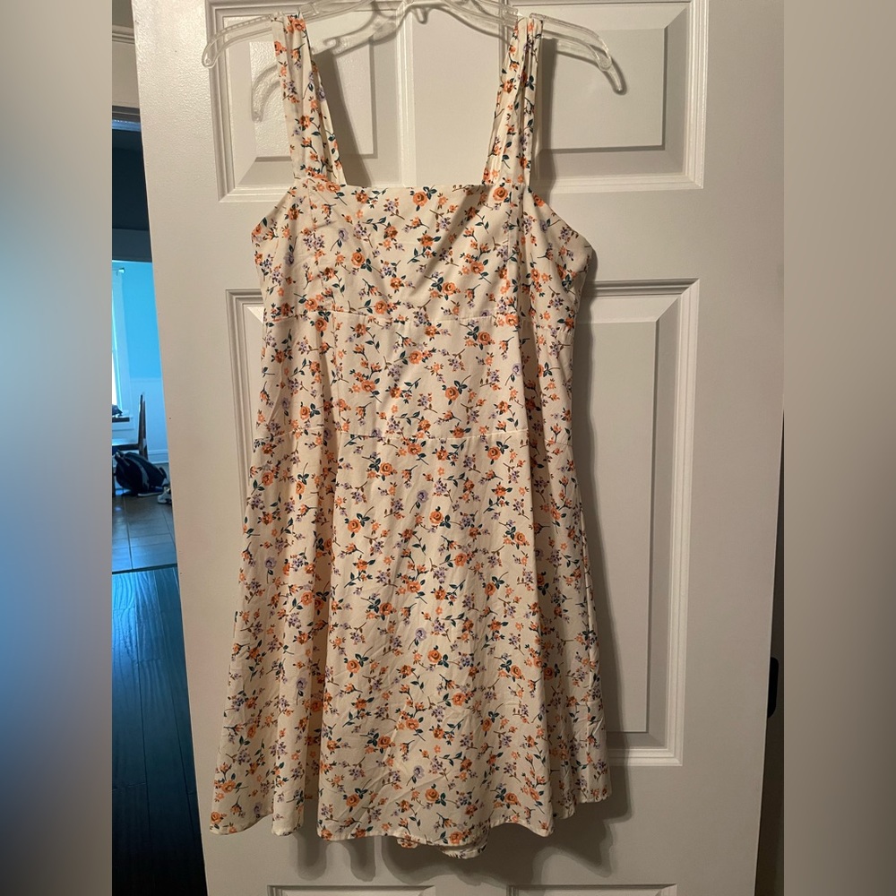 Women’s dress